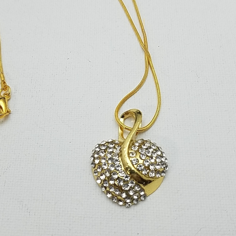 Gold Tone Rhinestone Heart 18" Necklace - Picture 3 of 3